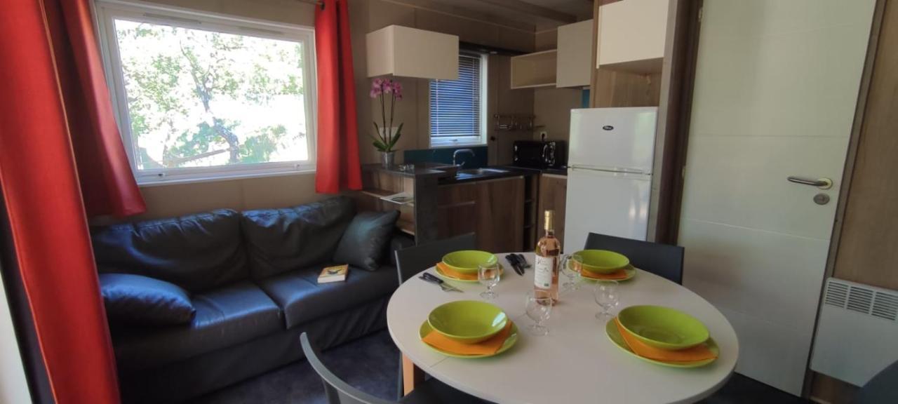 Camping Pres Du Lac De Sainte Croix Bauduen Εξωτερικό φωτογραφία